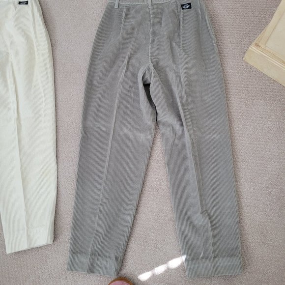 Dockers Woman's Corduroy slacks - Picture 2 of 4